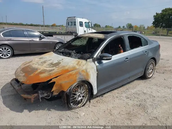 3VWDB7AJ3HM355343 2017 VOLKSWAGEN JETTA - Image 2