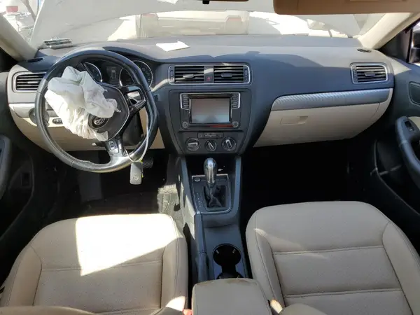 3VWDB7AJ3HM355830 2017 VOLKSWAGEN JETTA - Image 8