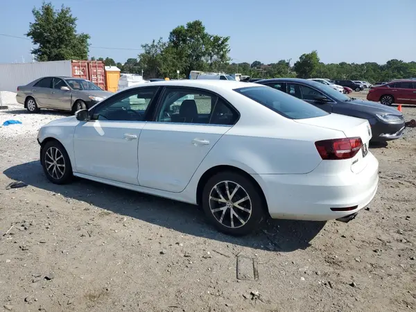 3VWDB7AJ3HM364429 2017 VOLKSWAGEN JETTA - Image 2