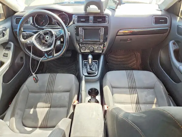 3VWDB7AJ3HM364835 2017 VOLKSWAGEN JETTA - Image 8