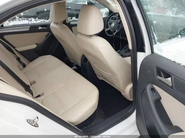 3VWDB7AJ3HM370098 2017 VOLKSWAGEN JETTA - Image 8