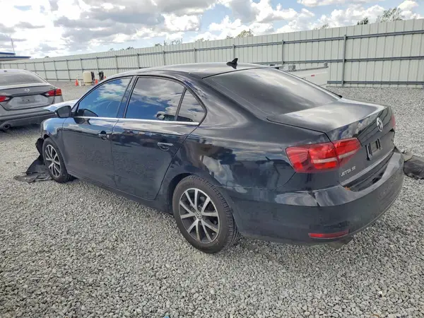 3VWDB7AJ3HM373521 2017 VOLKSWAGEN JETTA - Image 2