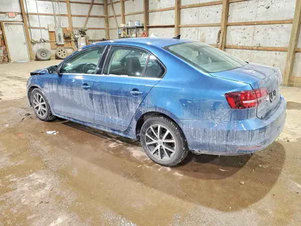 3VWDB7AJ3HM375379 2017 VOLKSWAGEN JETTA - Image 2