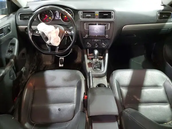 3VWDB7AJ3HM375379 2017 VOLKSWAGEN JETTA - Image 8