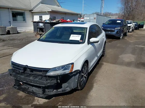3VWDB7AJ3HM376953 2017 VOLKSWAGEN JETTA - Image 2