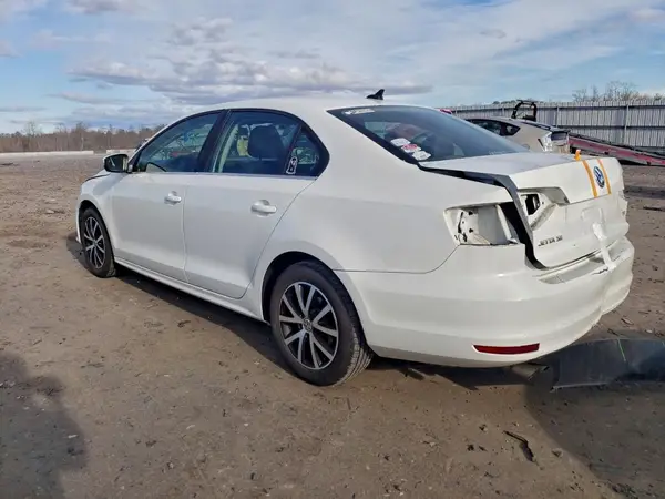 3VWDB7AJ3HM383594 2017 VOLKSWAGEN JETTA - Image 2
