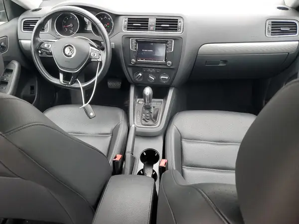 3VWDB7AJ3HM392800 2017 VOLKSWAGEN JETTA - Image 8