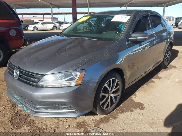 3VWDB7AJ3HM398211 2017 VOLKSWAGEN JETTA - Image 2