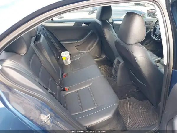 3VWDB7AJ3HM404525 2017 VOLKSWAGEN JETTA - Image 8