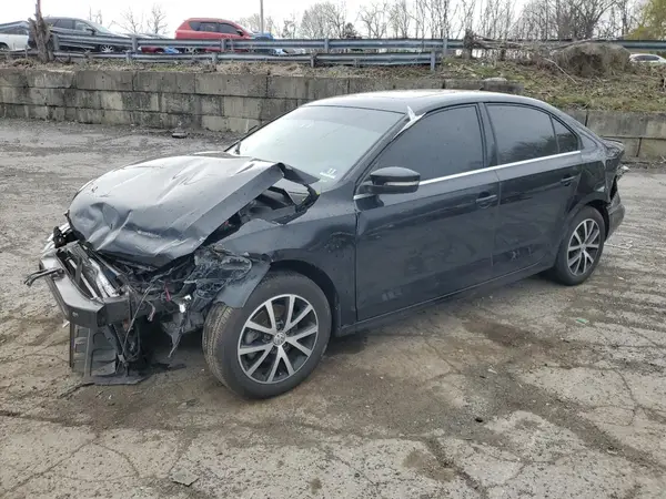3VWDB7AJ3HM410485 2017 VOLKSWAGEN JETTA - Image 1