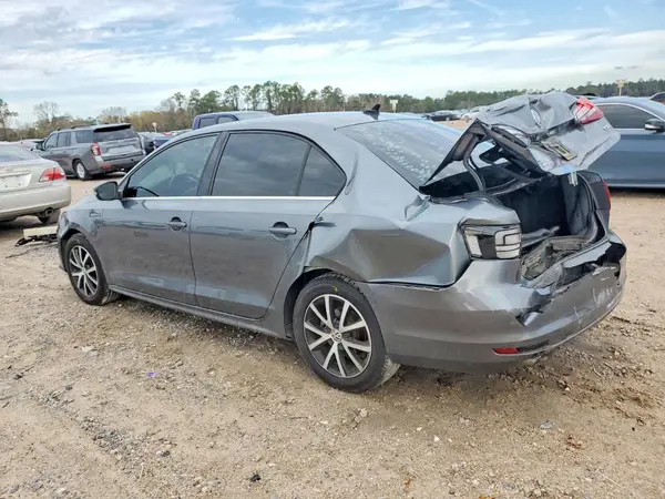 3VWDB7AJ3JM223009 2018 VOLKSWAGEN JETTA - Image 2