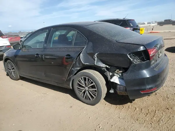 3VWDB7AJ3JM250100 2018 VOLKSWAGEN JETTA - Image 2