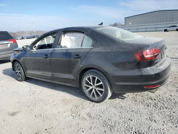 3VWDB7AJ3JM257502 2018 VOLKSWAGEN JETTA - Image 2