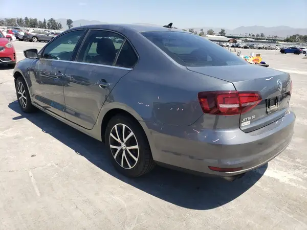 3VWDB7AJ3JM259119 2018 VOLKSWAGEN JETTA - Image 2