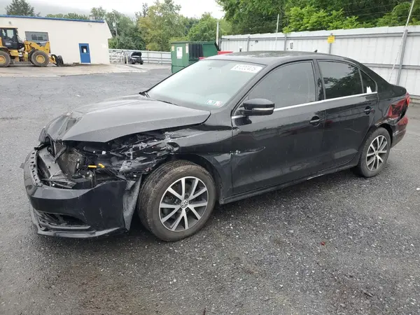 3VWDB7AJ3JM263509 2018 VOLKSWAGEN JETTA - Image 1