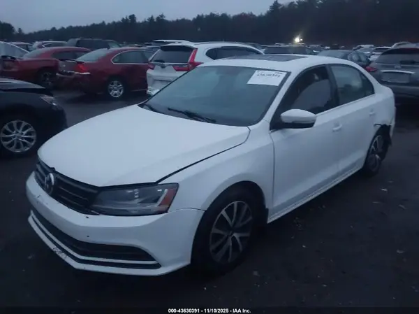 3VWDB7AJ4HM200848 2017 VOLKSWAGEN JETTA - Image 2