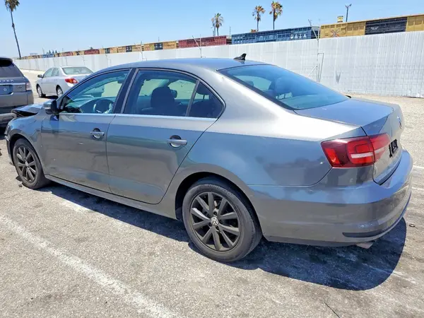 3VWDB7AJ4HM206603 2017 VOLKSWAGEN JETTA - Image 2