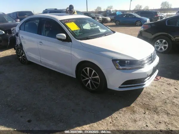 3VWDB7AJ4HM208870 2017 VOLKSWAGEN JETTA - Image 1
