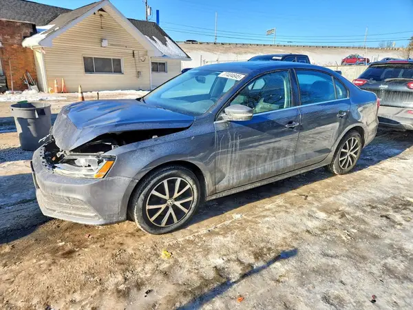 3VWDB7AJ4HM217648 2017 VOLKSWAGEN JETTA - Image 1