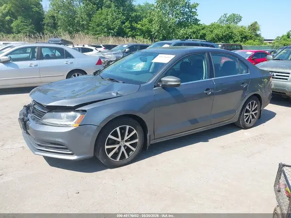 3VWDB7AJ4HM221294 2017 VOLKSWAGEN JETTA - Image 2