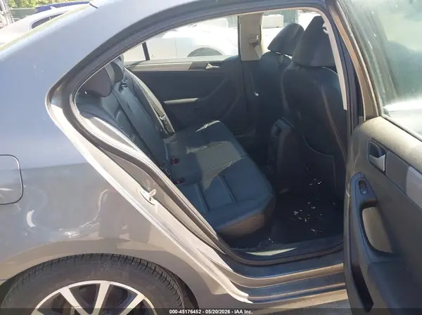 3VWDB7AJ4HM221294 2017 VOLKSWAGEN JETTA - Image 8