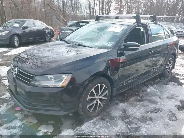 3VWDB7AJ4HM225765 2017 VOLKSWAGEN JETTA - Image 2