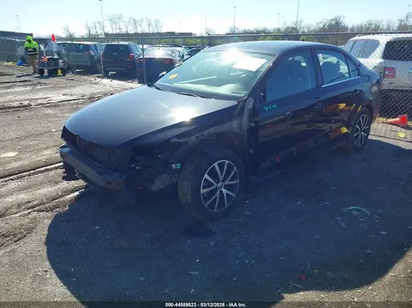 3VWDB7AJ4HM230951 2017 VOLKSWAGEN JETTA - Image 2