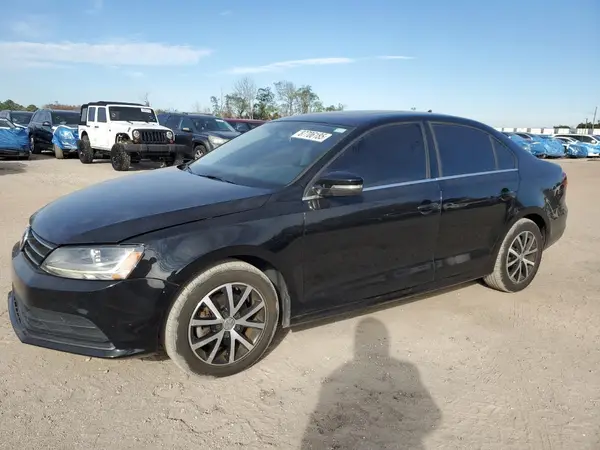 3VWDB7AJ4HM240296 2017 VOLKSWAGEN JETTA - Image 1
