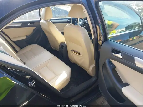 3VWDB7AJ4HM244963 2017 VOLKSWAGEN JETTA - Image 8