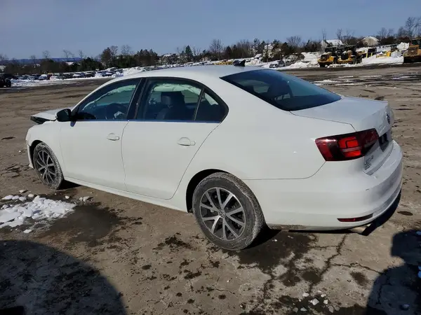 3VWDB7AJ4HM254957 2017 VOLKSWAGEN JETTA - Image 2