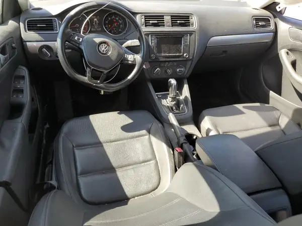 3VWDB7AJ4HM266946 2017 VOLKSWAGEN JETTA - Image 8
