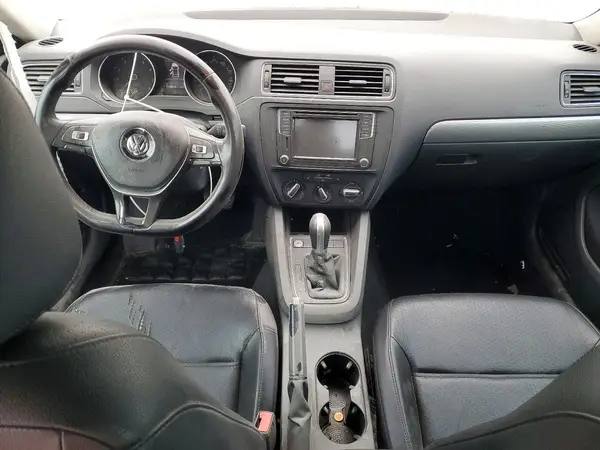 3VWDB7AJ4HM269670 2017 VOLKSWAGEN JETTA - Image 8