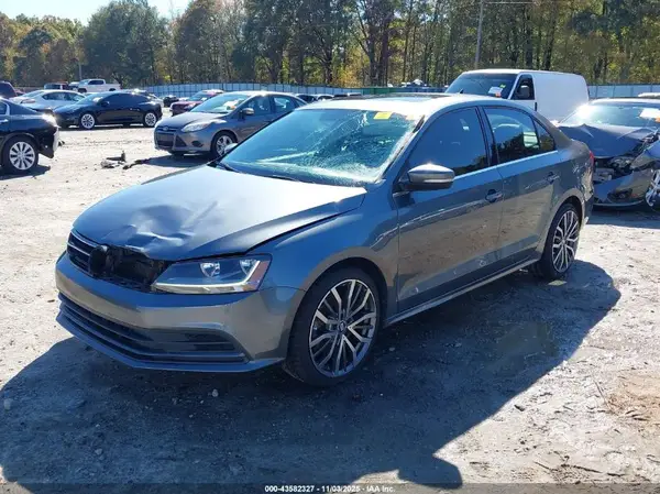 3VWDB7AJ4HM270222 2017 VOLKSWAGEN JETTA - Image 2