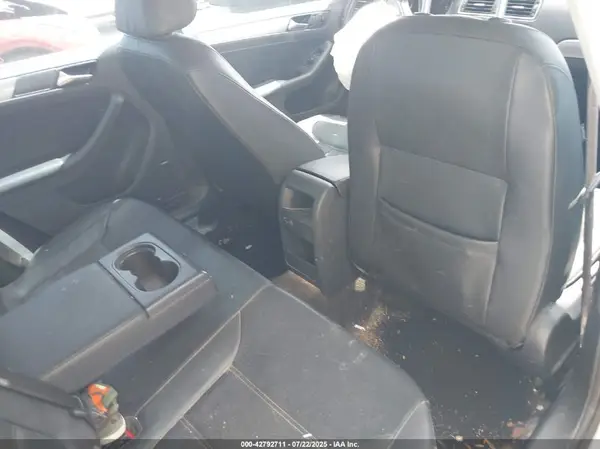 3VWDB7AJ4HM274562 2017 VOLKSWAGEN JETTA - Image 8