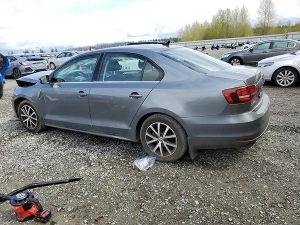 3VWDB7AJ4HM279342 2017 VOLKSWAGEN JETTA - Image 2