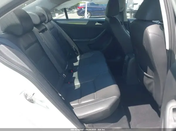 3VWDB7AJ4HM282693 2017 VOLKSWAGEN JETTA - Image 8