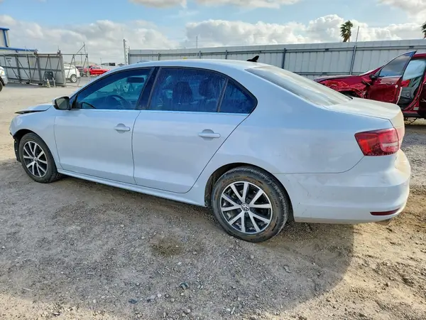 3VWDB7AJ4HM285464 2017 VOLKSWAGEN JETTA - Image 2