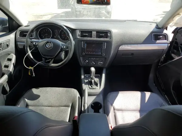 3VWDB7AJ4HM298215 2017 VOLKSWAGEN JETTA - Image 8