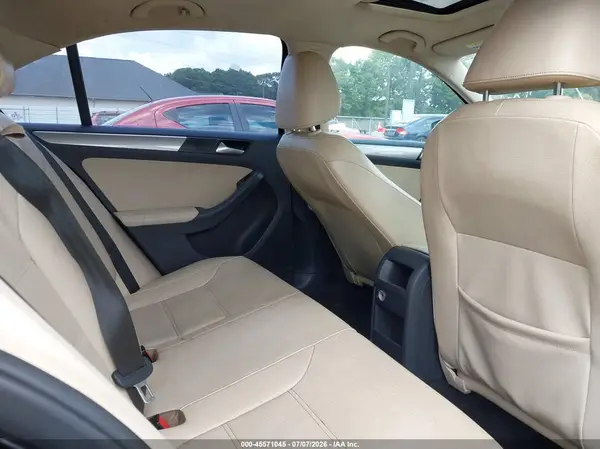 3VWDB7AJ4HM300738 2017 VOLKSWAGEN JETTA - Image 8