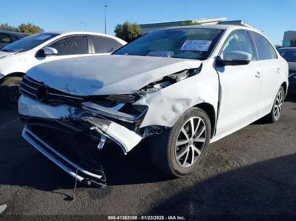 3VWDB7AJ4HM308743 2017 VOLKSWAGEN JETTA - Image 2