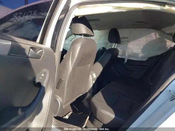 3VWDB7AJ4HM308743 2017 VOLKSWAGEN JETTA - Image 8