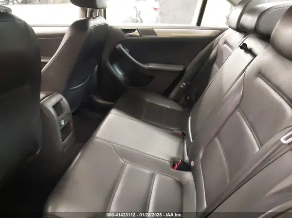 3VWDB7AJ4HM320990 2017 VOLKSWAGEN JETTA - Image 8