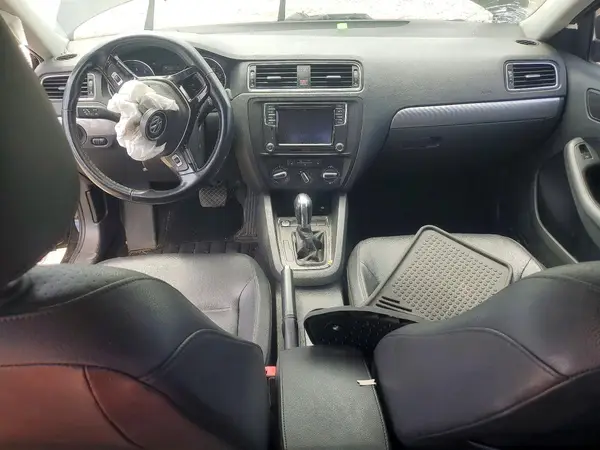3VWDB7AJ4HM322626 2017 VOLKSWAGEN JETTA - Image 8