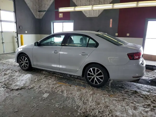 3VWDB7AJ4HM355139 2017 VOLKSWAGEN JETTA - Image 2