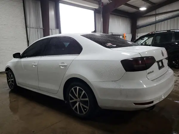 3VWDB7AJ4HM359725 2017 VOLKSWAGEN JETTA - Image 2