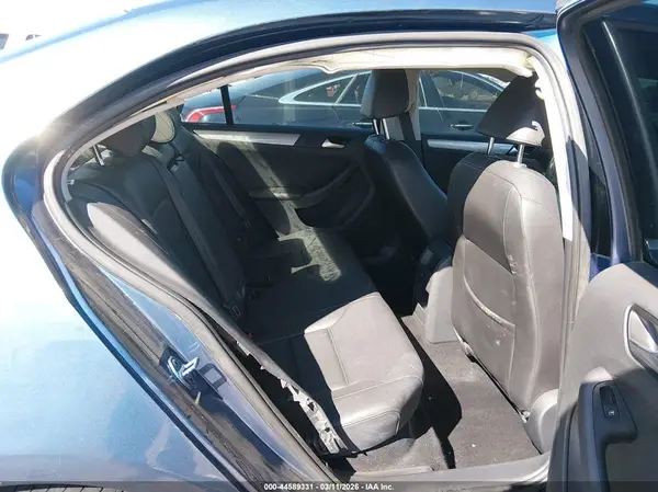 3VWDB7AJ4HM367775 2017 VOLKSWAGEN JETTA - Image 8