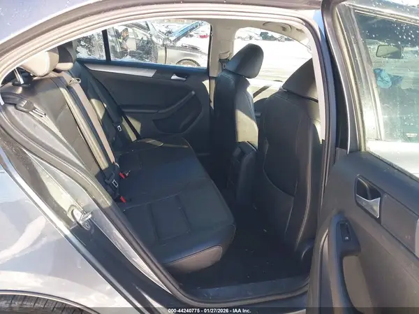 3VWDB7AJ4HM370921 2017 VOLKSWAGEN JETTA - Image 8
