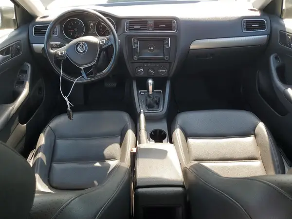 3VWDB7AJ4HM372569 2017 VOLKSWAGEN JETTA - Image 8