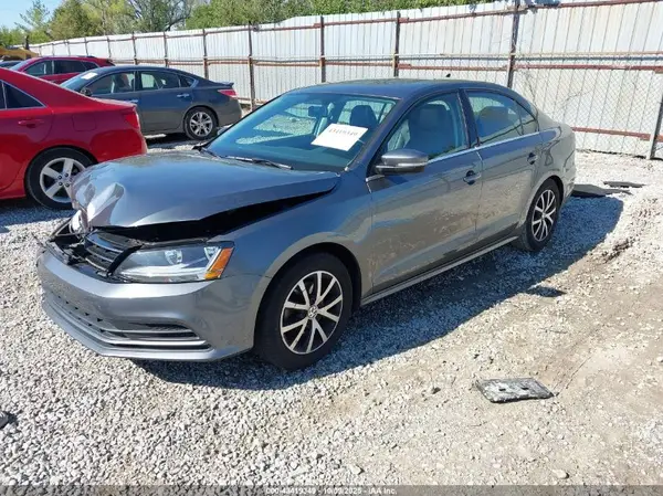 3VWDB7AJ4HM373639 2017 VOLKSWAGEN JETTA - Image 2