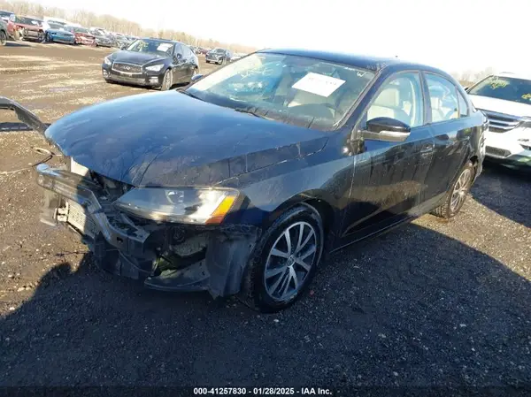 3VWDB7AJ4HM380638 2017 VOLKSWAGEN JETTA - Image 2